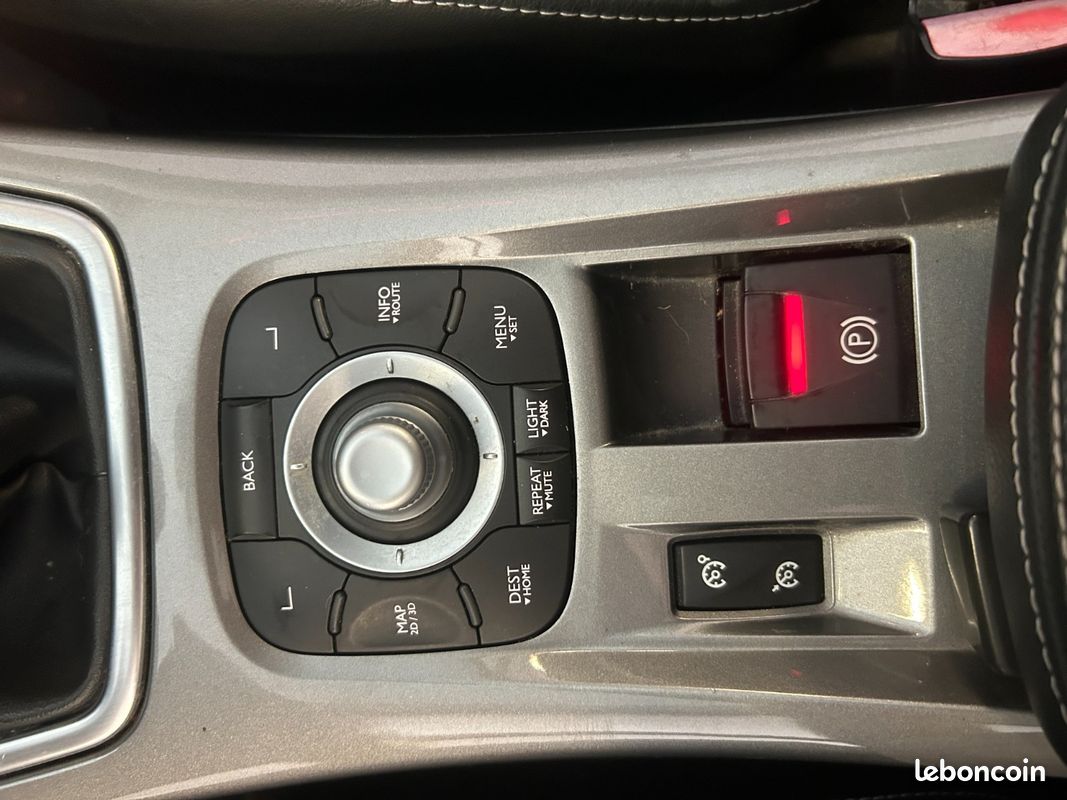 RENAULT LAGUNA 1.5 dCi 110 FAP eco2 Expression Champion (image 28)