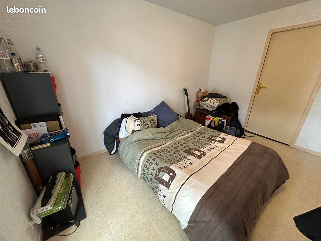 Studio 1 pièce 22 m² - Poitiers 86000 (image principale 1)