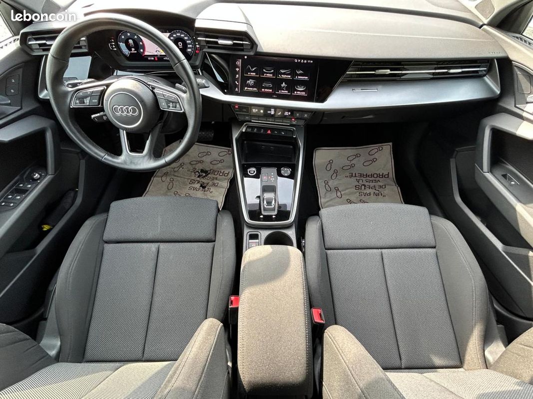 AUDI A3 SPORTBACK 35 TDI 150 S tronic 7 Business line (image 8)