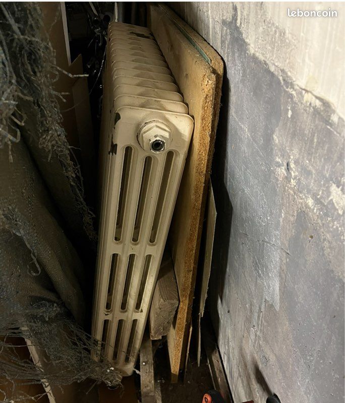 Radiateur en fonte (image 1)