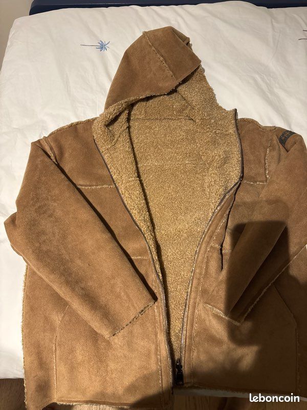 Sublime manteau IL GUFO à capuche peau lainee neuve (image 3)