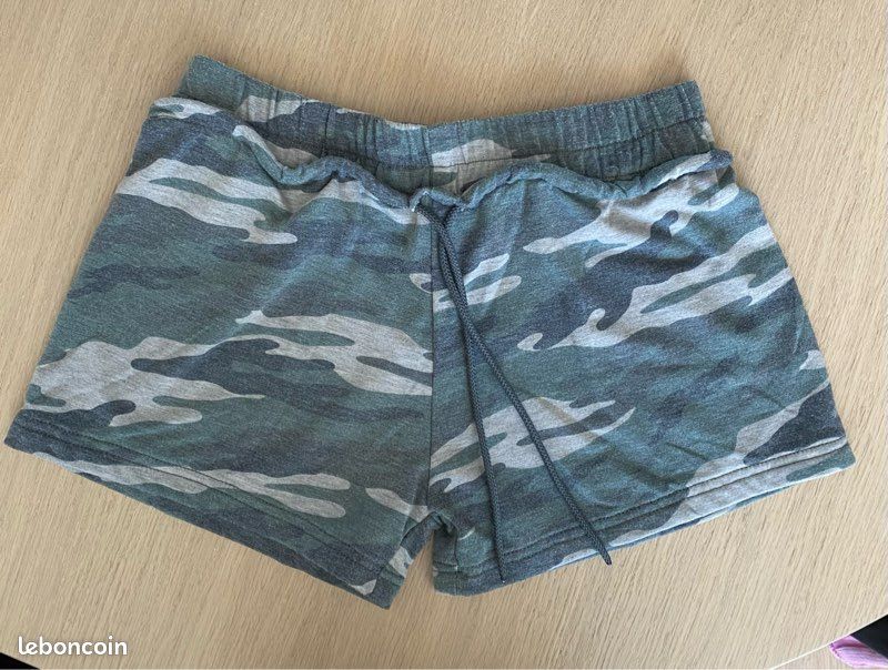 Short camouflage (image 1)