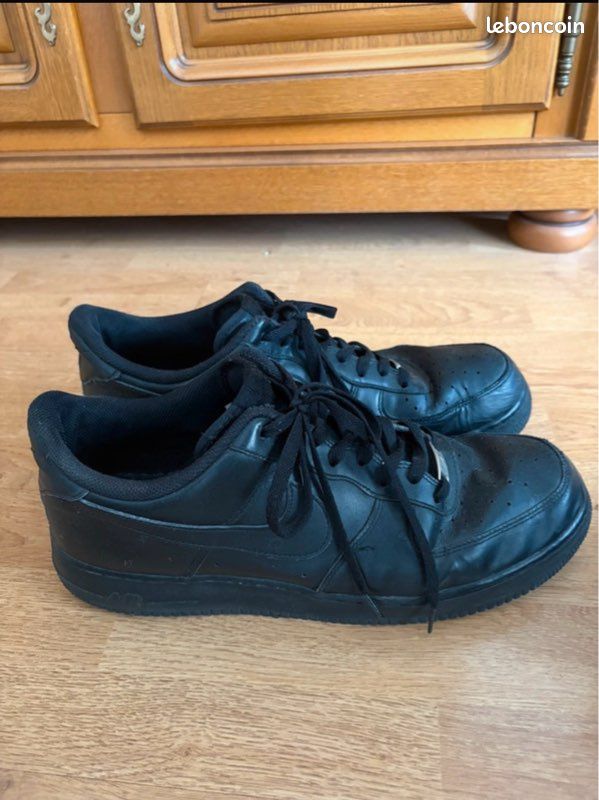 Air Force 1 noir (image 1)