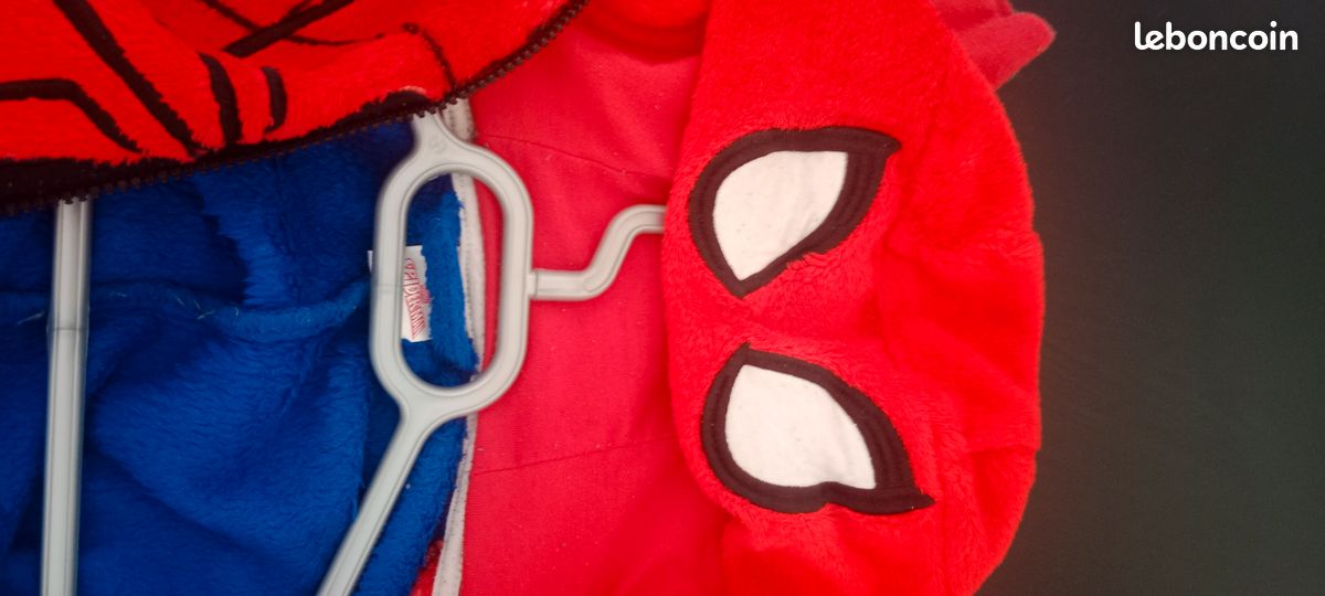 Combinaison spiderman 10 ans (image 2)