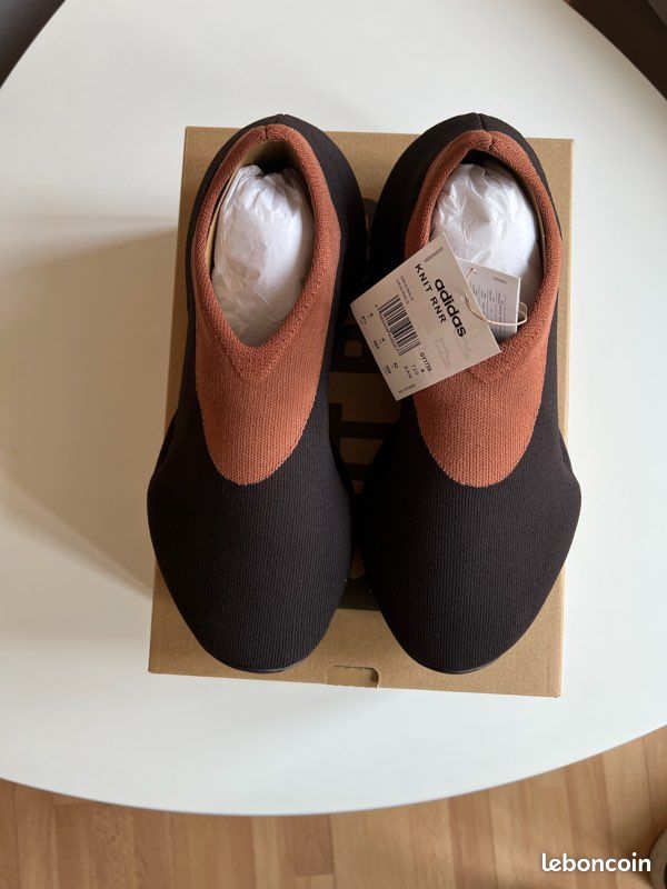 Yeezy Knit Rnr Stone Carbon 42 - Neuves (image 2)