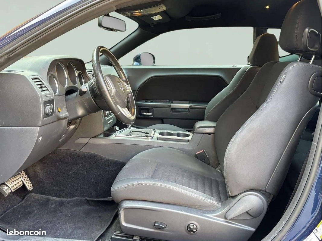 Dodge CHALLENGER R/T * 5.7 V8 HEMI * Boîte Automatique * Cuir * Caméra * Échappement Sport * Pack Sport (image 15)
