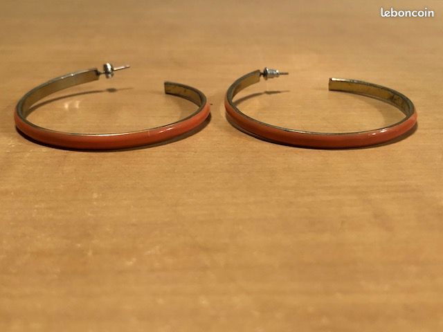 Paire de bouches d'oreilles terre de sienne pour oreilles percées en bon état (image 1)