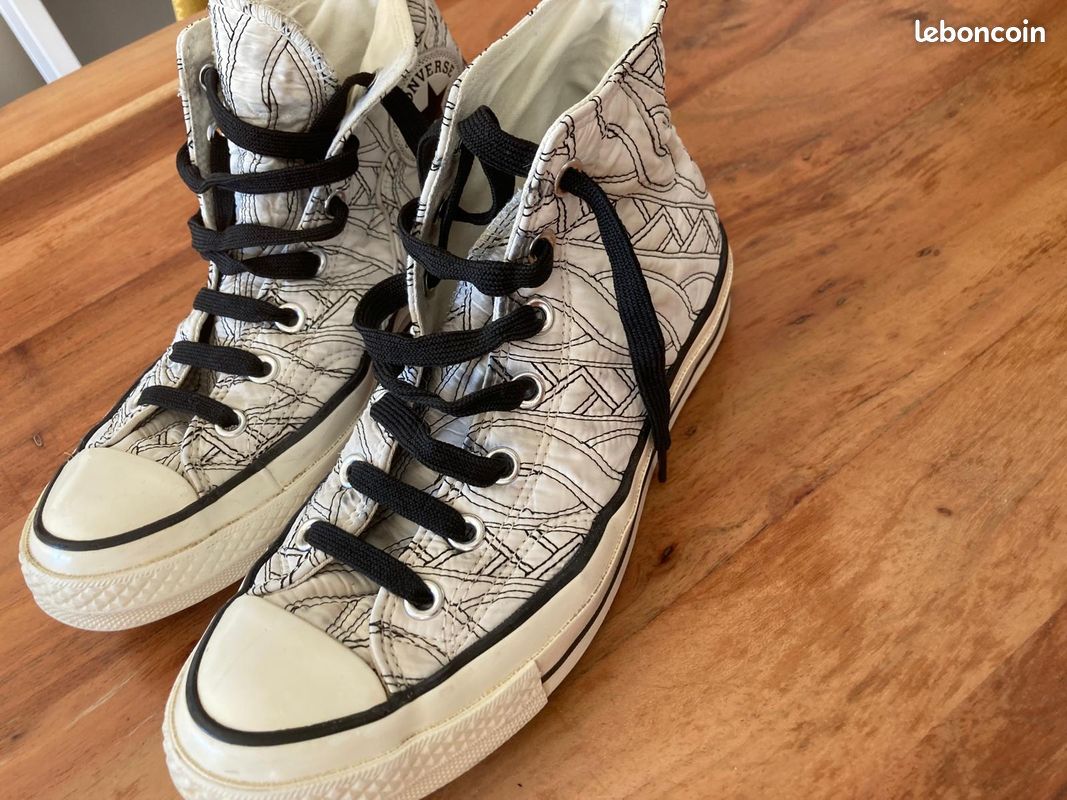 Converse noires et blanches 37 (image 1)