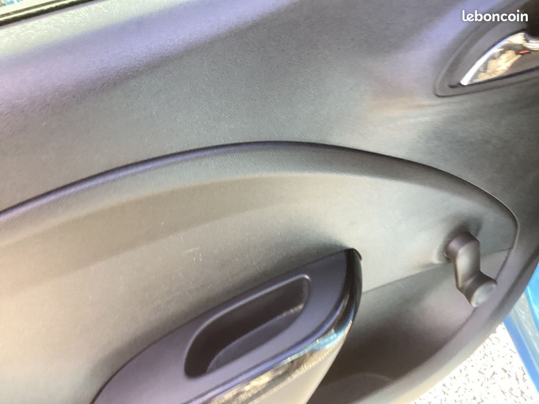 Opel CORSA E Opel Corsa E 1.4i 90cv (image 16)