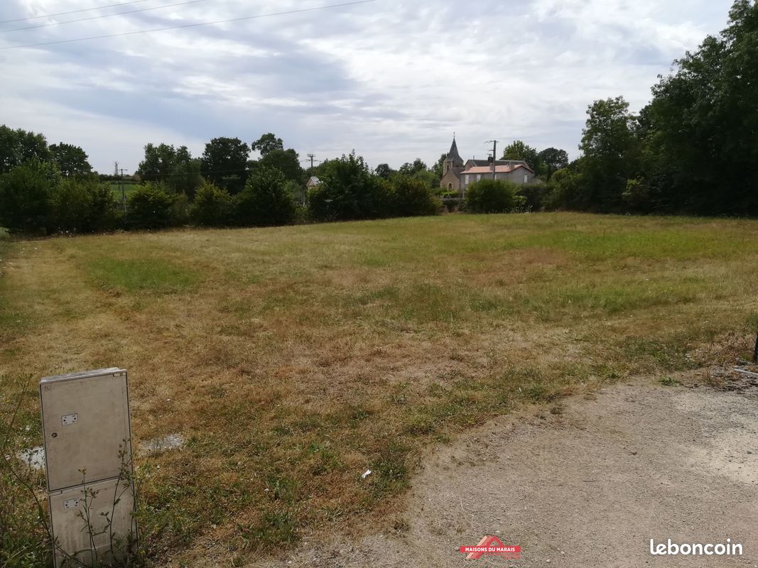 Terrain de 1268 m² à SAINTE-GEMME · 24 000 €