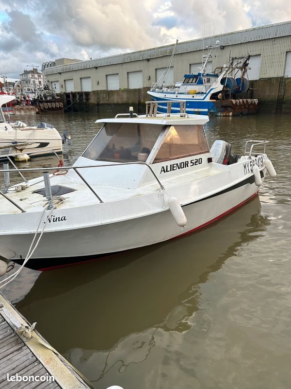 Bateau alienor 520 - Nautisme
