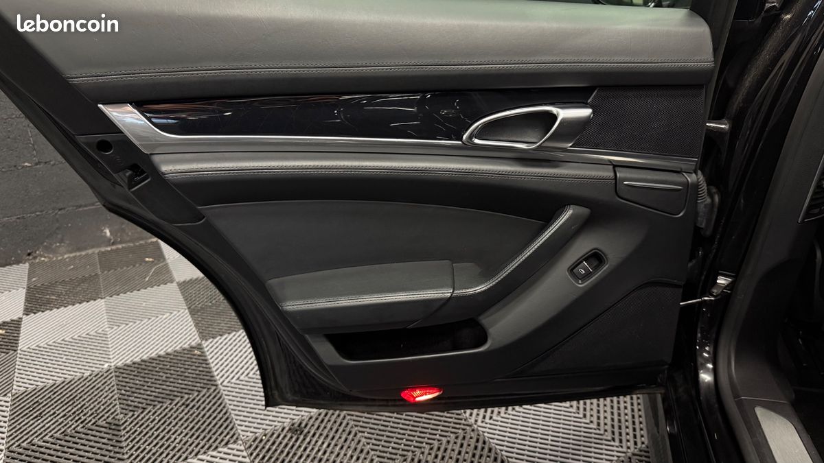 PORSCHE PANAMERA S HYBRID BVA / PACK CHRONO / TOIT OUVRANt (image 49)