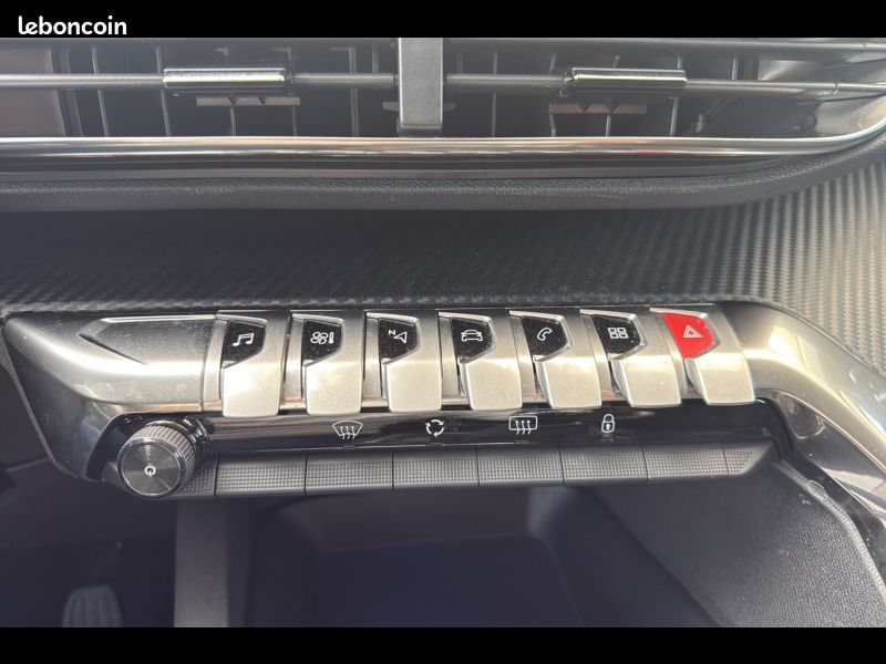 Peugeot 3008 Puretech 130ch S&S BVM6 Style (image 23)