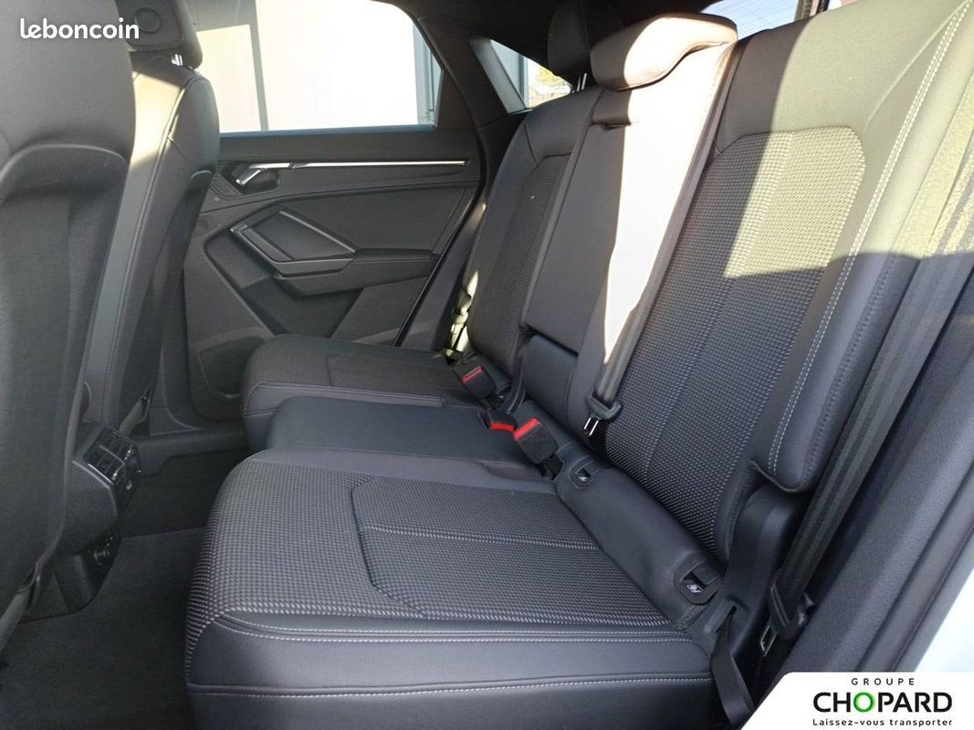 AUDI Q3 Sportback 45 TFSIe 245 ch S tronic 6 S line (image 18)