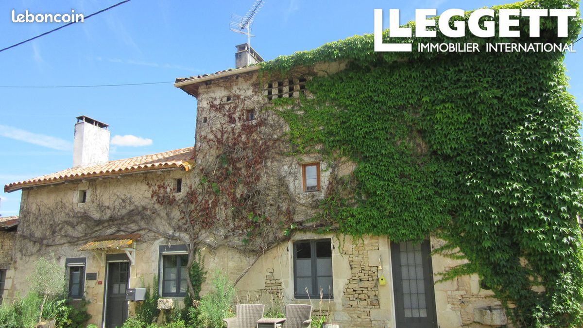 Maison 5 pièces 203 m² - Champniers 86400 (image principale 0)