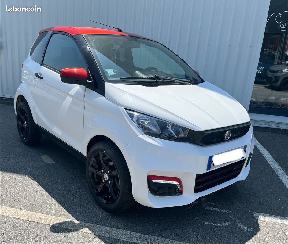 Voiture sans permis - aixam city sport moteur kubota (image 1)