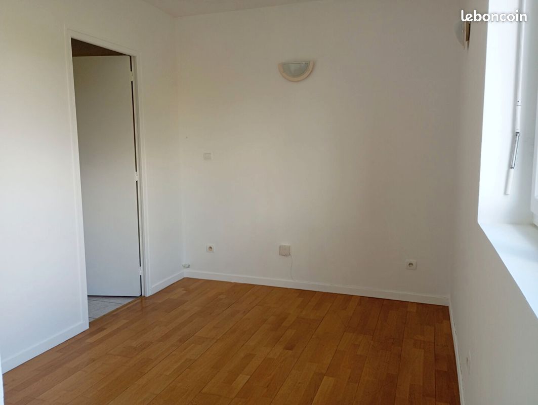 Appartement a louer chalons-en-champagne - 1 pièce(s) - 22 m2 - Surfyn