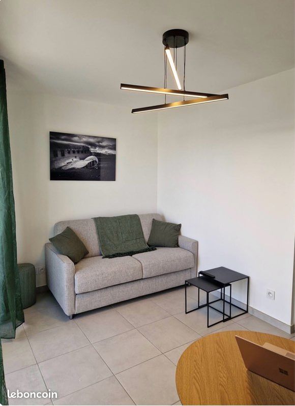 Studio meublé 24 m² – Grand Parilly – Parking – Résidence récente (image 3)