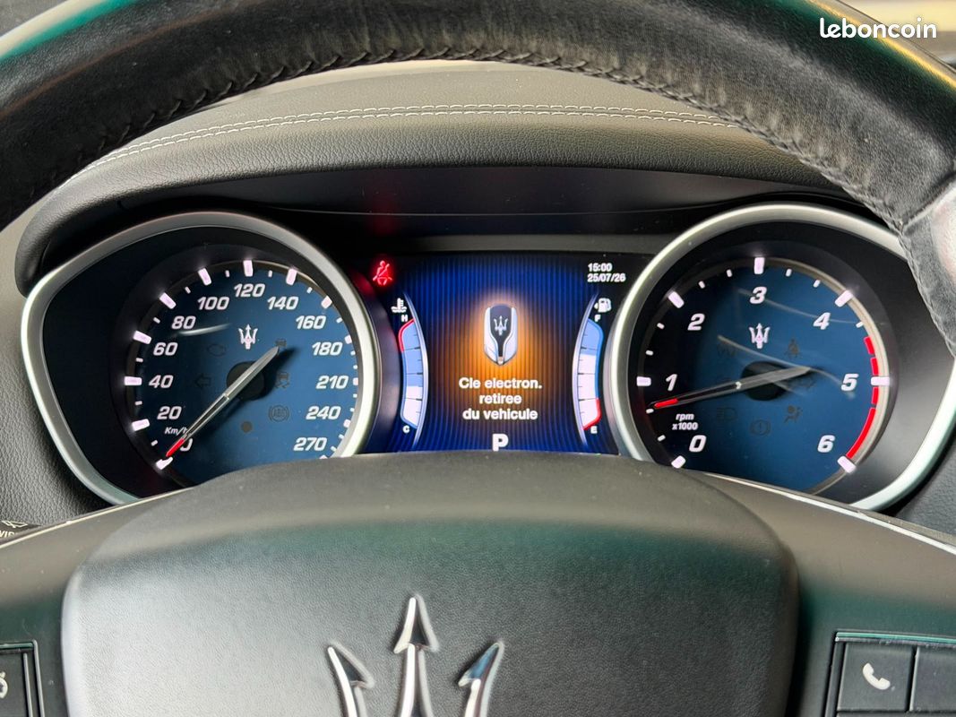 Maserati ghibli 3.0 v6 275 d a / entretien complet / set roue hiver / garantie 6 mois (image 22)