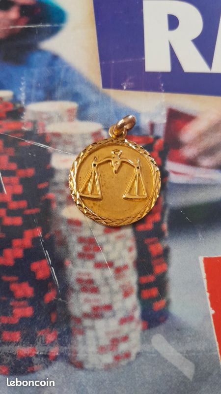 Pendentif signe Astrologique en Or Jaune Balance
