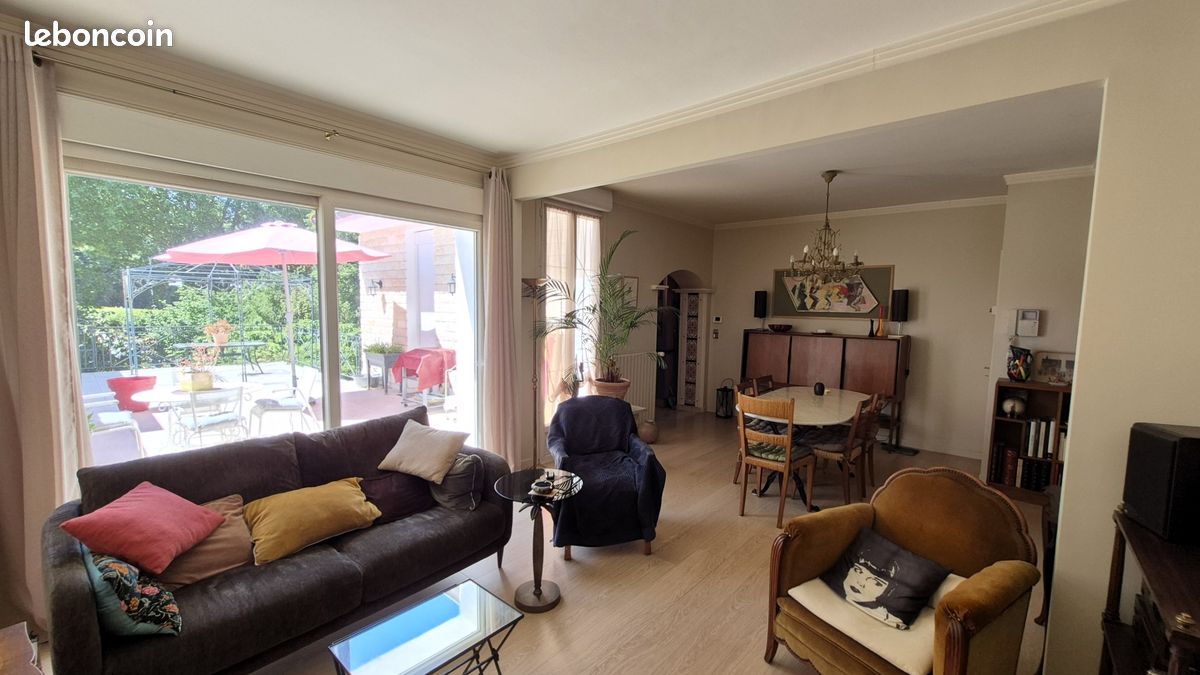 Maison 7 pièces 179 m² · à Vichy · 179 m² · 365 000 €