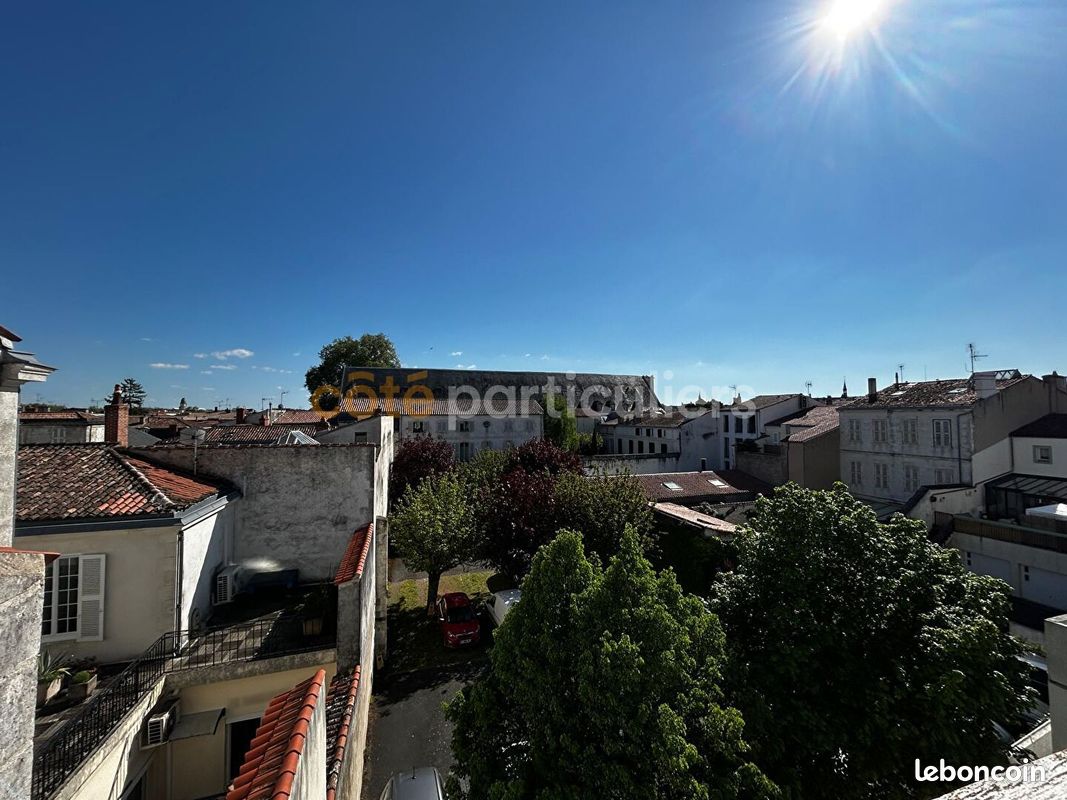Appartement 4 pièces 93 m² · à La Rochelle · 93 m² · 748 800 €