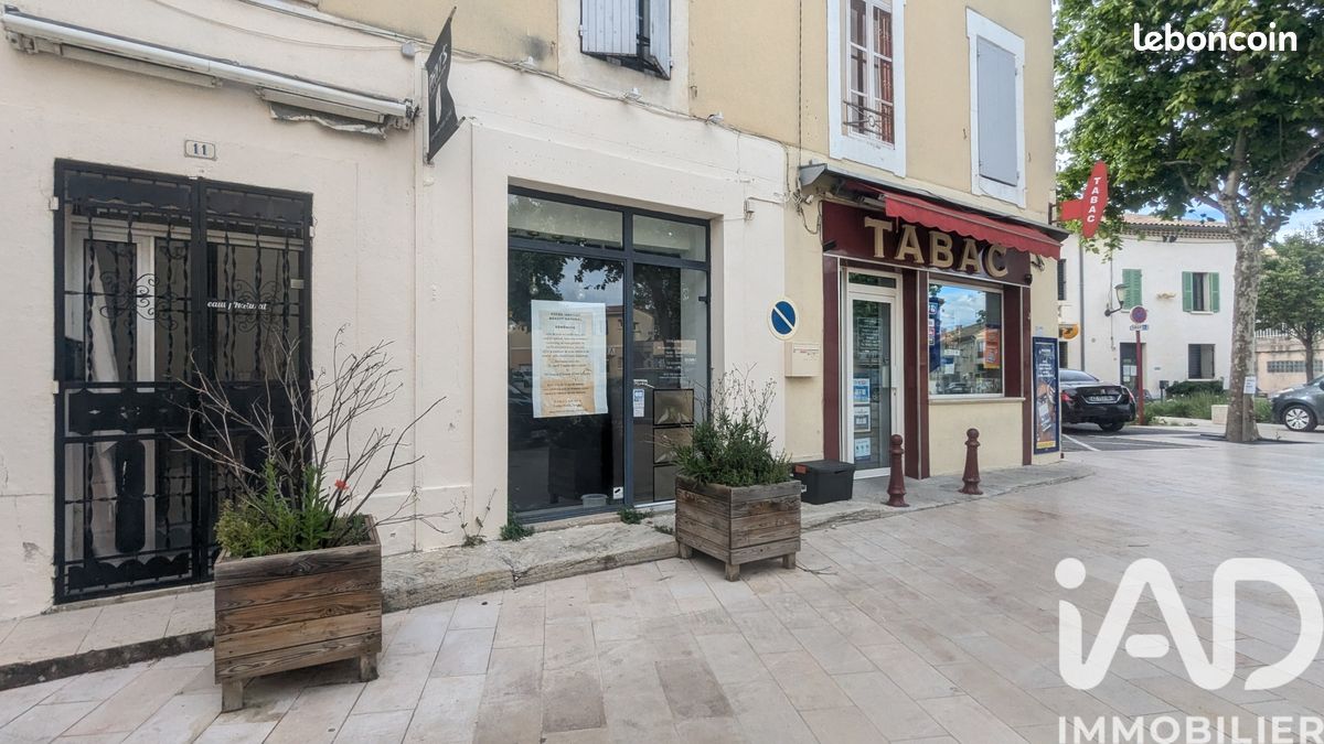 Local commercial 27 m² Entraigues-sur-la-Sorgue (image 1)
