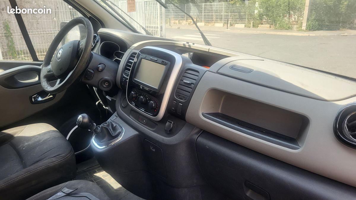 Renault trafic moteur démonté (image 3)