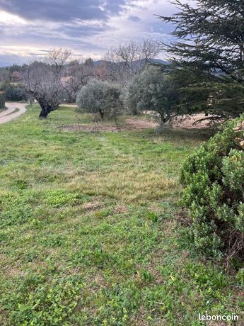Terrain 874 m² Lauris