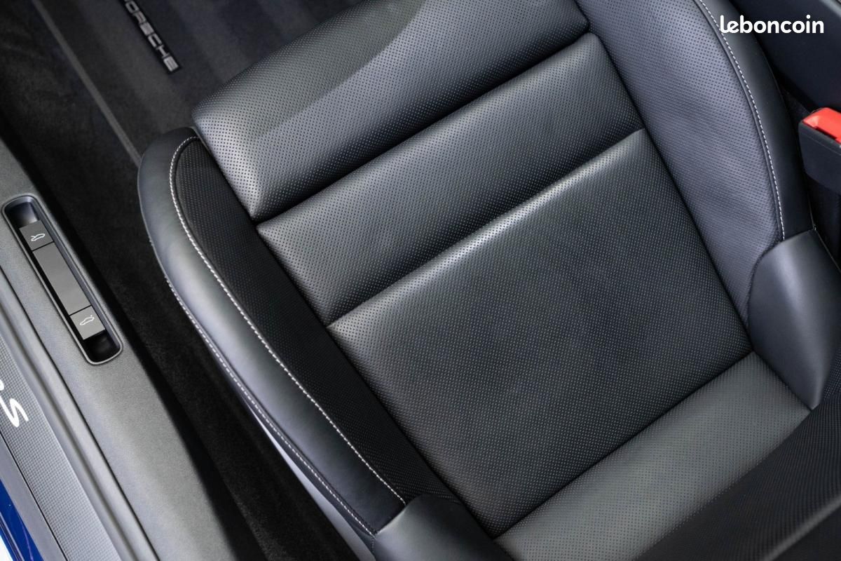 Porsche 911 TURBO S Coupe 3.8i 650 PDK 992 (image 32)