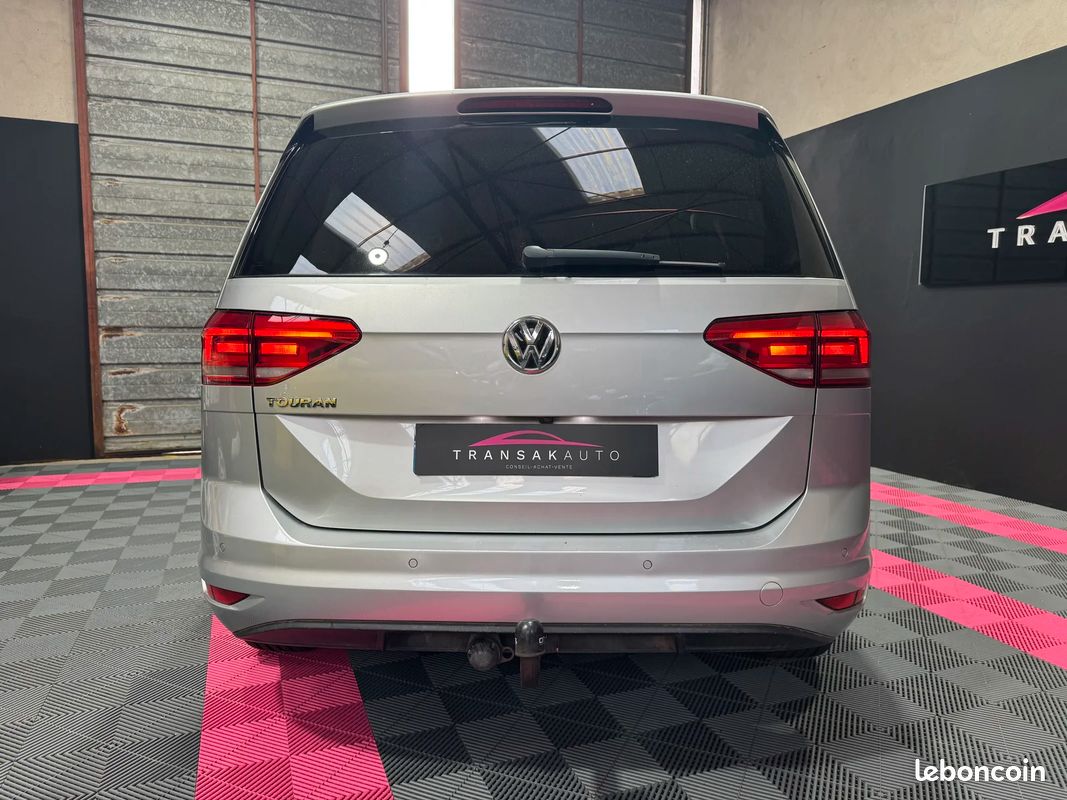 Volkswagen TOURAN 1.6 TDI 115cv DSG7 Confortline / Caméra de Recul / Régulateur de vitesse (image 4)