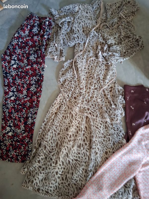 Vêtements femme taille 36 38 (image 1)