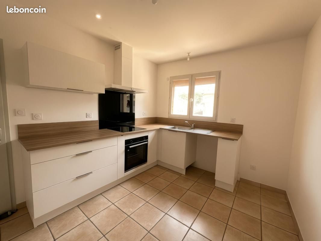Maison 4 pièces 94 m² · à Montauban · 94 m² · 1 090 €/mois