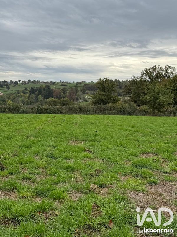 Terrain 2000 m² · à Charolles · 2 000 m² · 51 000 €