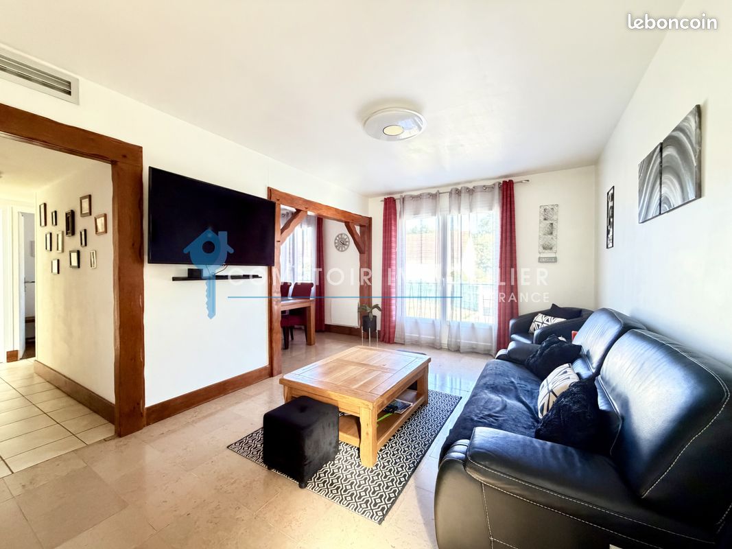 Maison 4 pièces 74 m² · à Auneau-Bleury-Saint-Symphorien · 74 m² · 215 000 €