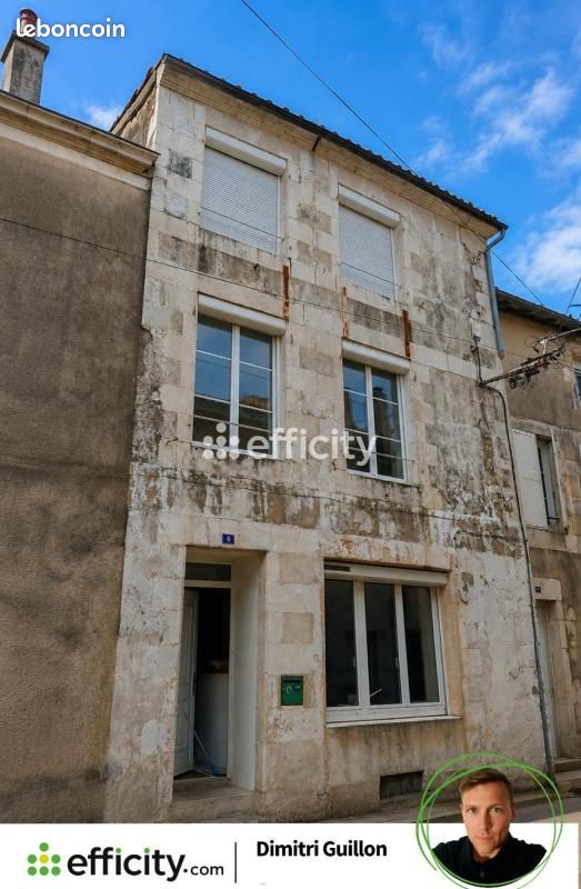 Maison 6 pièces 125 m² · à Civray · 125 m² · 90 000 €
