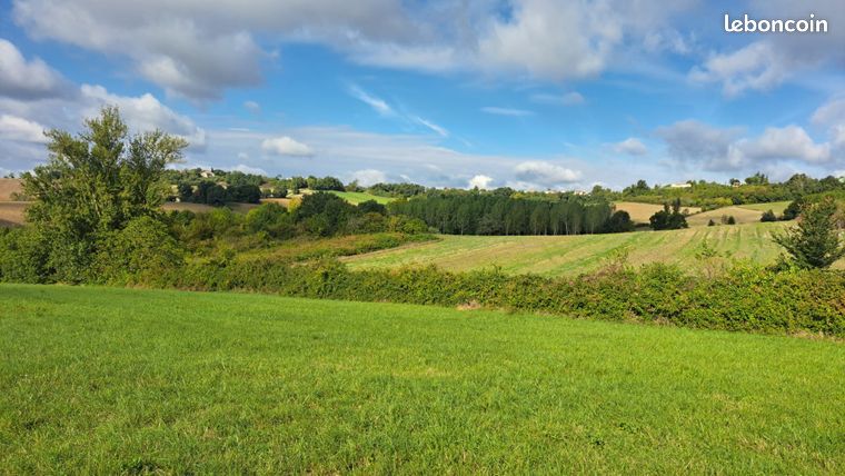 Terrain 2260 m² Montpezat-de-Quercy