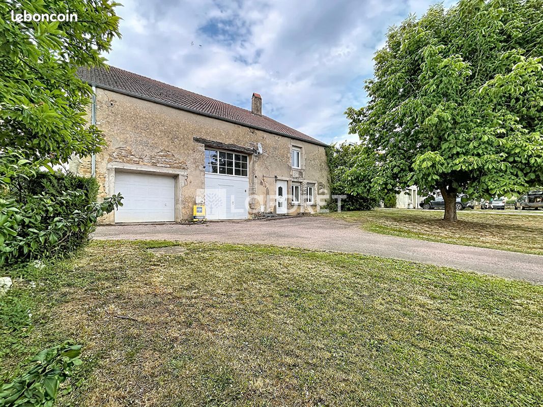 Maison 6 pièces 175 m² · à Dampierre · 175 m² · 139 500 €