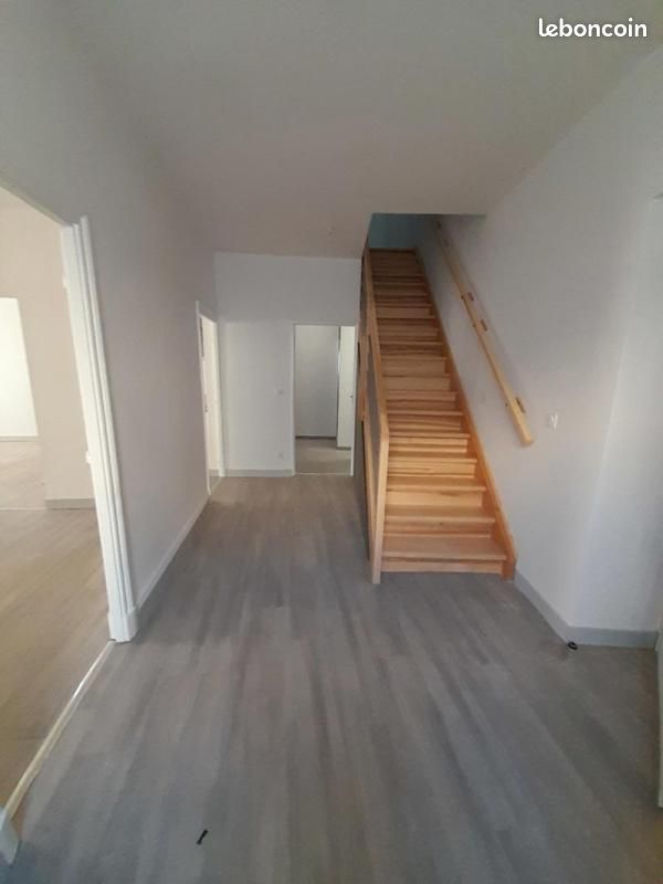 Appartement 4 pièces 96 m² · à Tournon-sur-Rhône · 96 m² · 803 €
