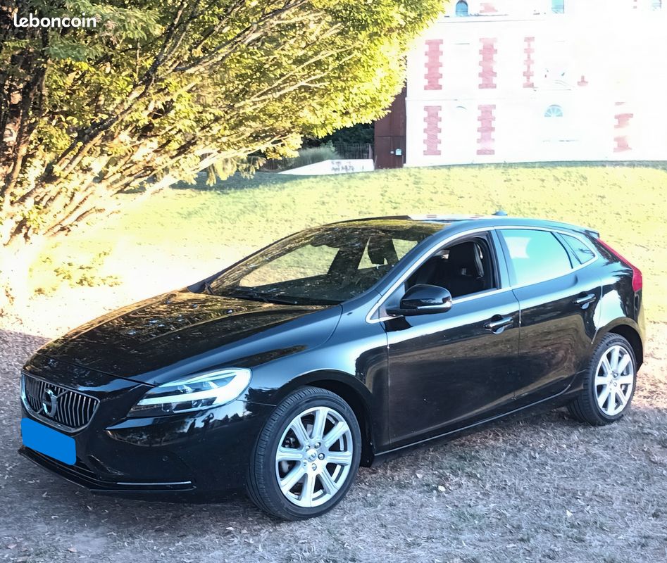 Volvo V40 D2 (image 2)