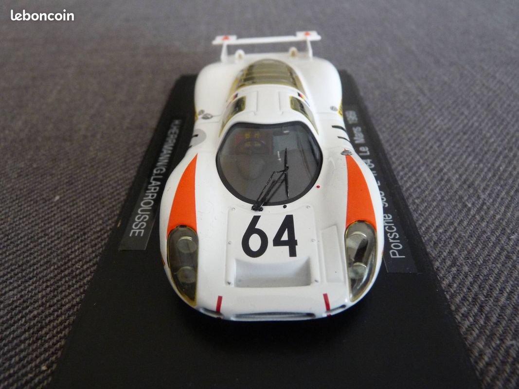 Spark Porsche 934 - 1977 Le Mans 24 Hours - #57 1:43 model car