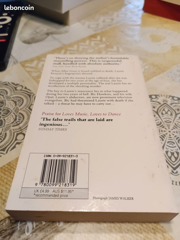 Mary Higgins Clark all around the town (2026-021) (image 2)