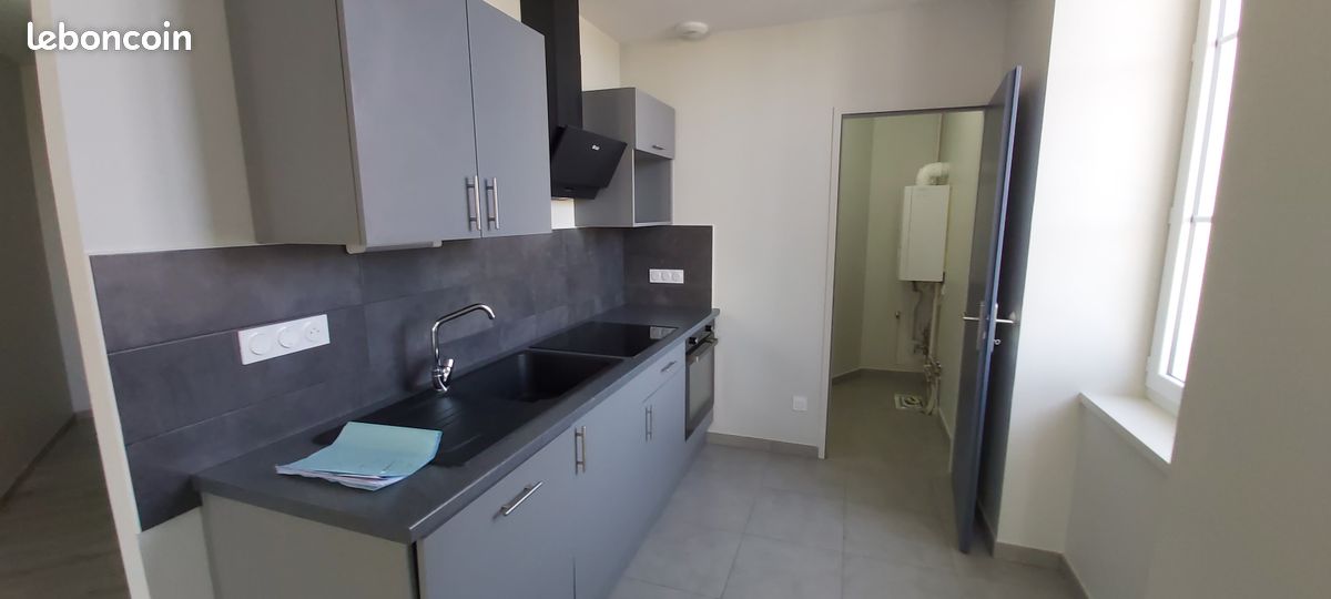 Appartement 3 pièces 75 m² · à Bourg-en-Bresse · 75 m² · 635 €/mois