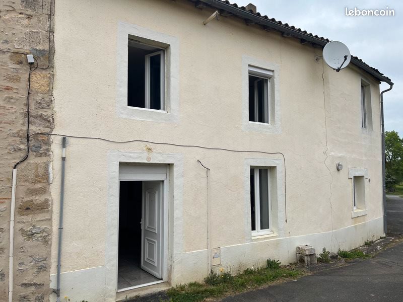 Maison 4 pièces 106 m² · à Montbron · 106 m² · 103 740 €