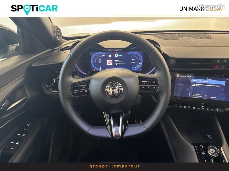 Alfa romeo Junior Elettrica 156ch Premium (image 9)