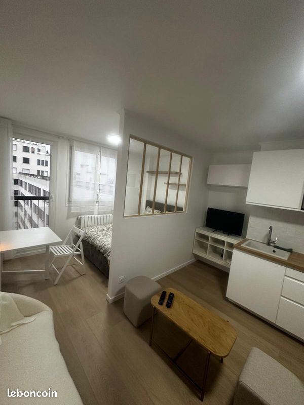 Appartement 1 pièce 28 m² · à Paris · 28 m² · 1 420 €/mois
