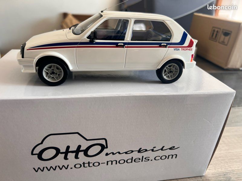 Citroën Visa Trophée Groupe B 1983 - Modèle Réduit 1:18 Ottomobile - Blanc