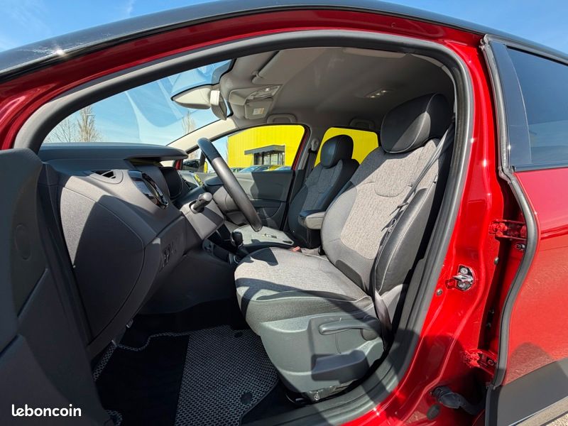 Renault Captur 1.3 TCe 150 Intens Leds GPS Caméra Bluetooth Régul (image 17)