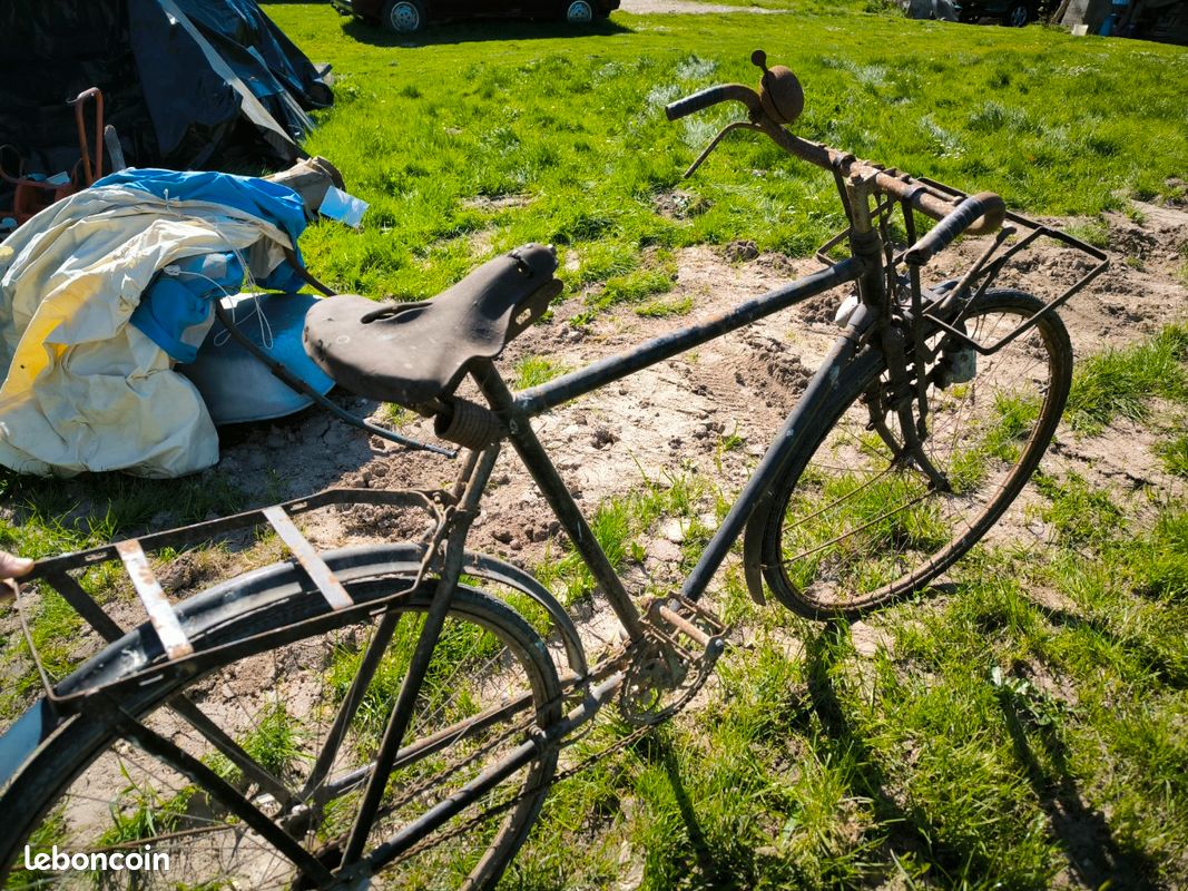 Ancien Vélo de Course Super Sport Peugot + Accessoires - Vintage French