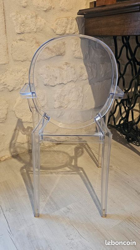 Chaise enfant Kartell “Lou Lou Ghost” – Philippe Starck (image 4)